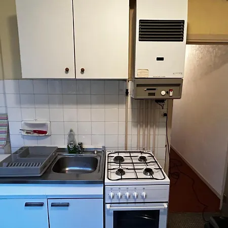 Spacious Of 40 M2 With Balcony In Apartment